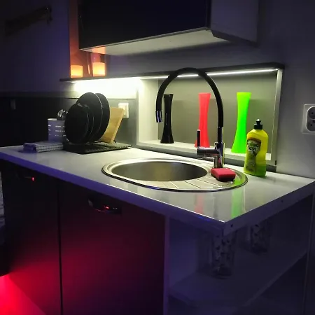 Apartment 24h Mini Na Kod Dostepu & Free Parking & No Keys *