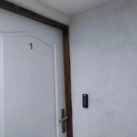 24h Mini Na Kod Dostepu & Free Parking & No Keys 格丁尼亚