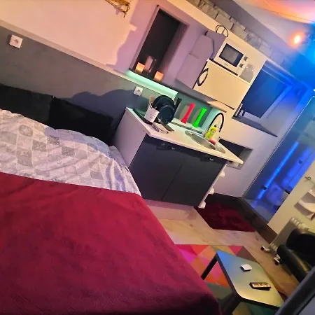 24h Mini Na Kod Dostepu & Free Parking & No Keys