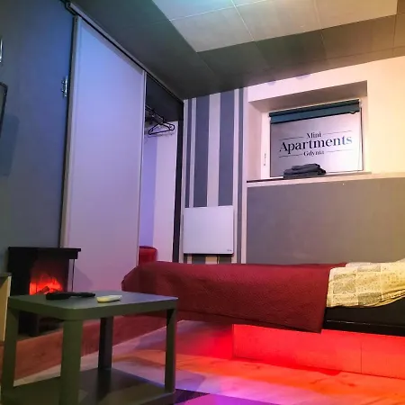 24h Mini Na Kod Dostepu & Free Parking & No Keys 格丁尼亚