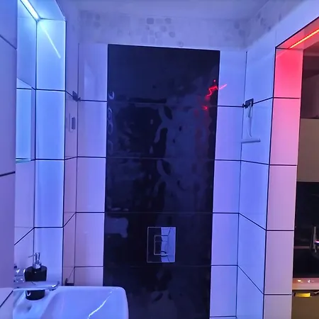 Apartmán 24h Mini Na Kod Dostepu & Free Parking & No Keys