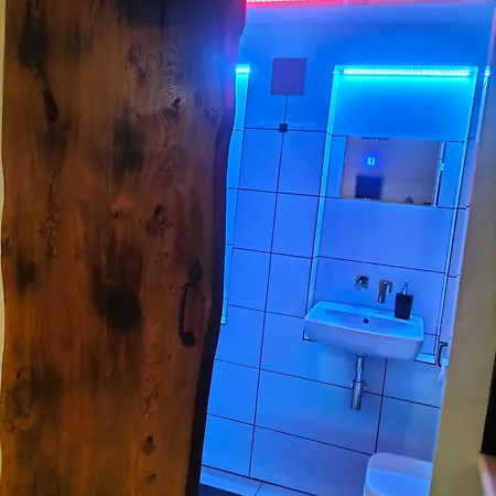 24h Mini Na Kod Dostepu & Free Parking & No Keys Gdyně