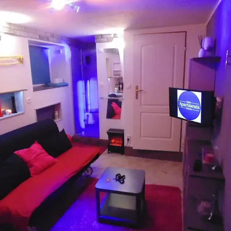 24h Mini Na Kod Dostepu & Free Parking & No Keys