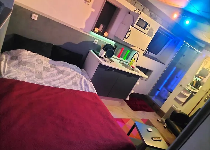 24h Mini Na Kod Dostepu & Free Parking & No Keys